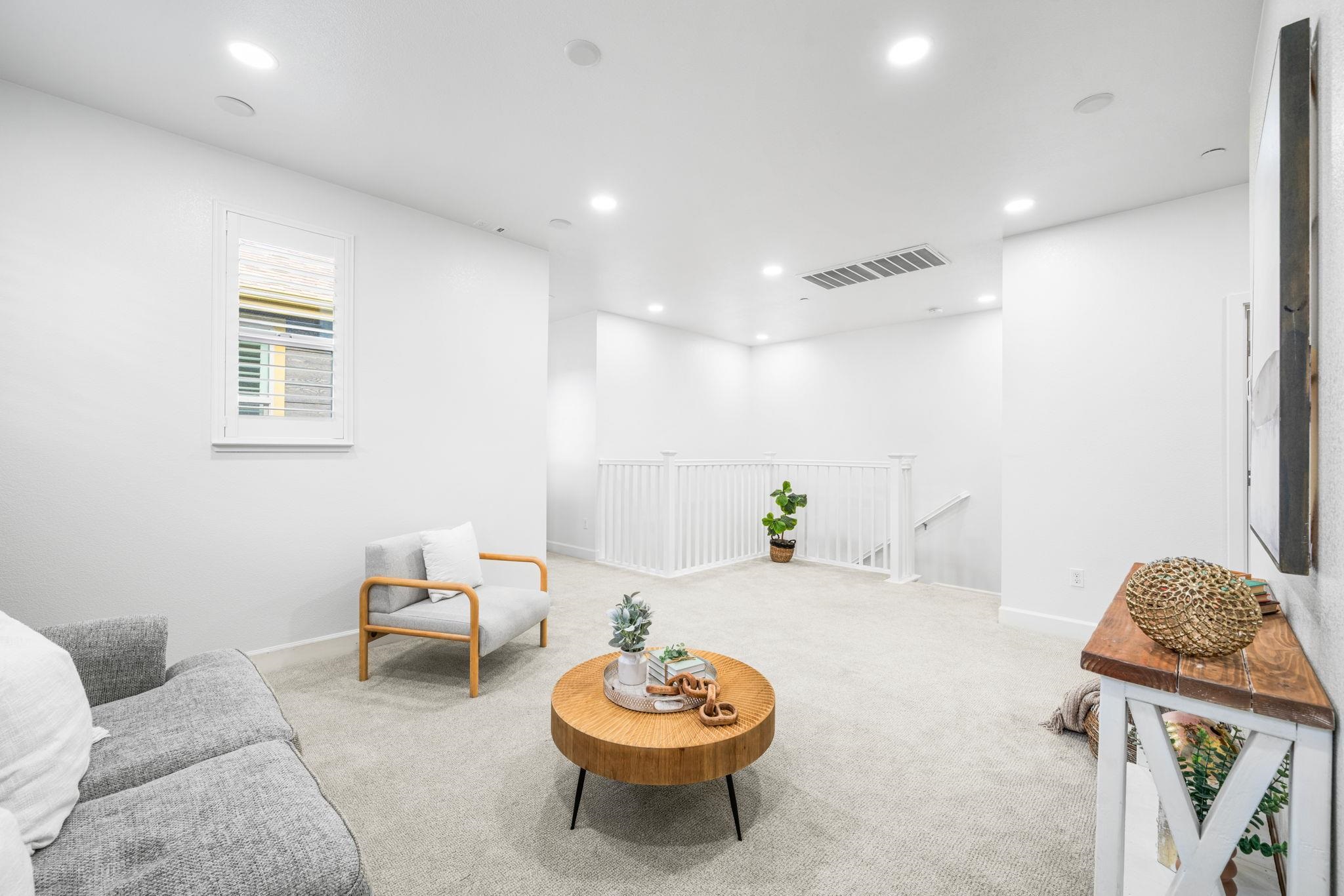 253 Fennel Way
