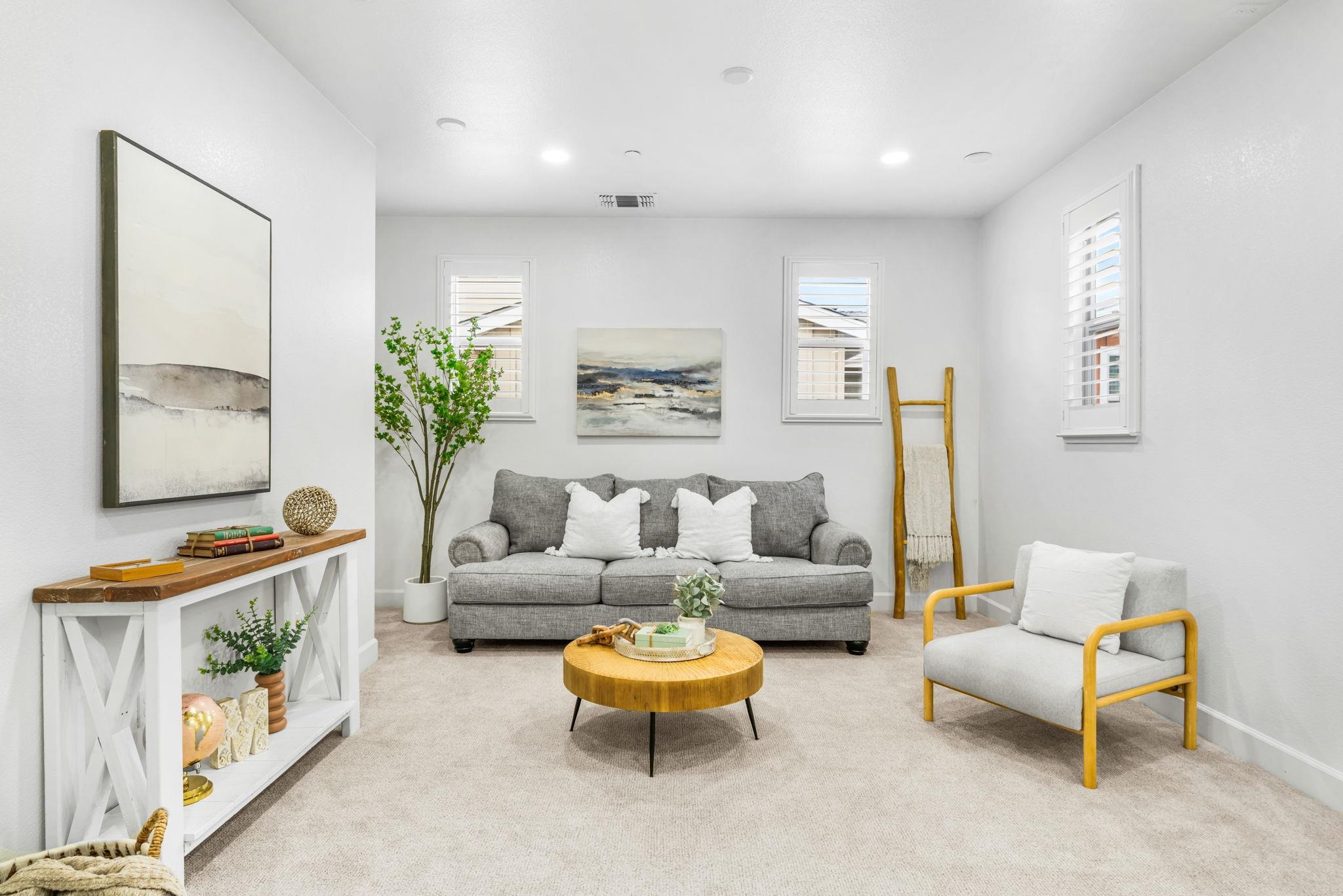 253 Fennel Way