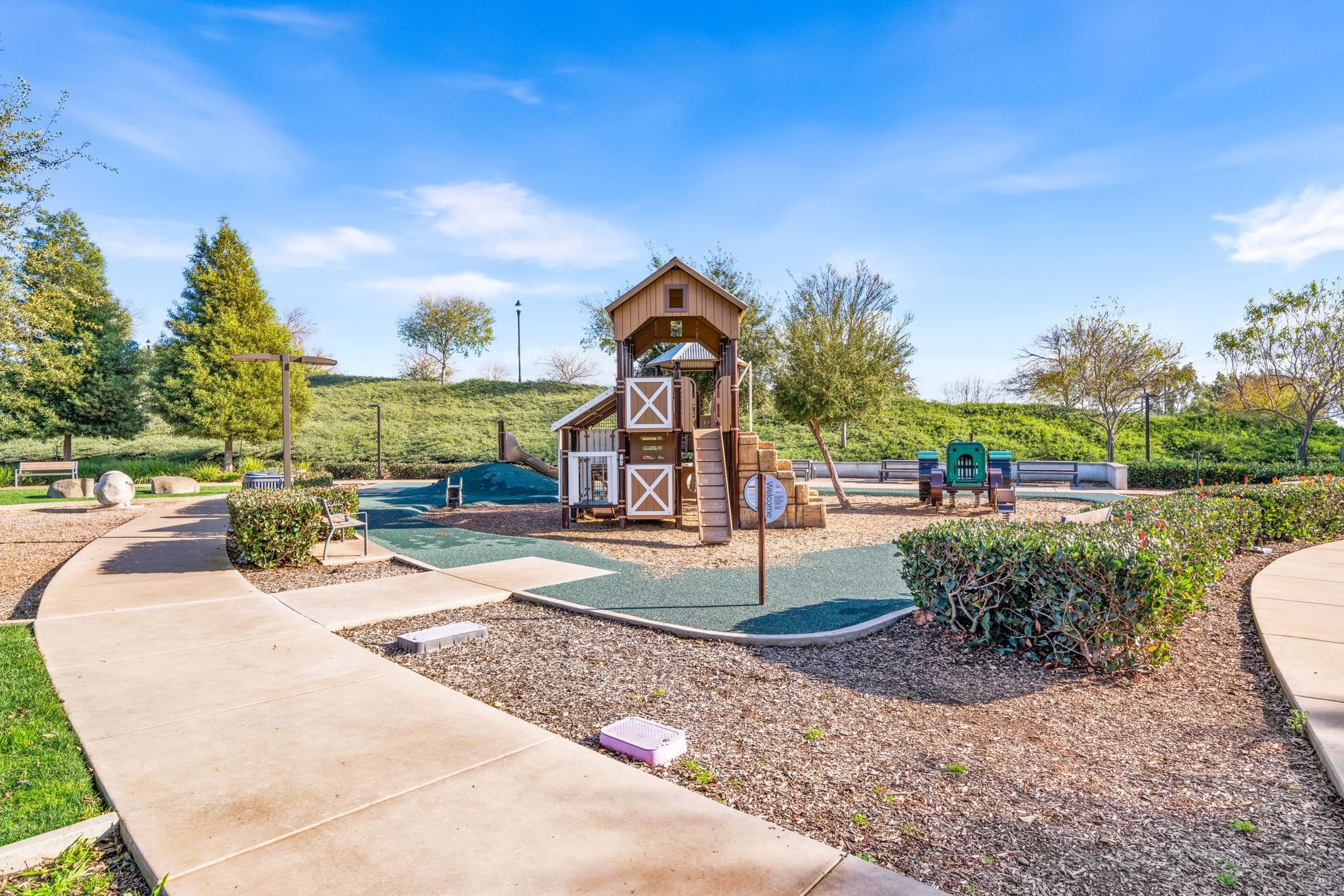 253 Fennel Way
