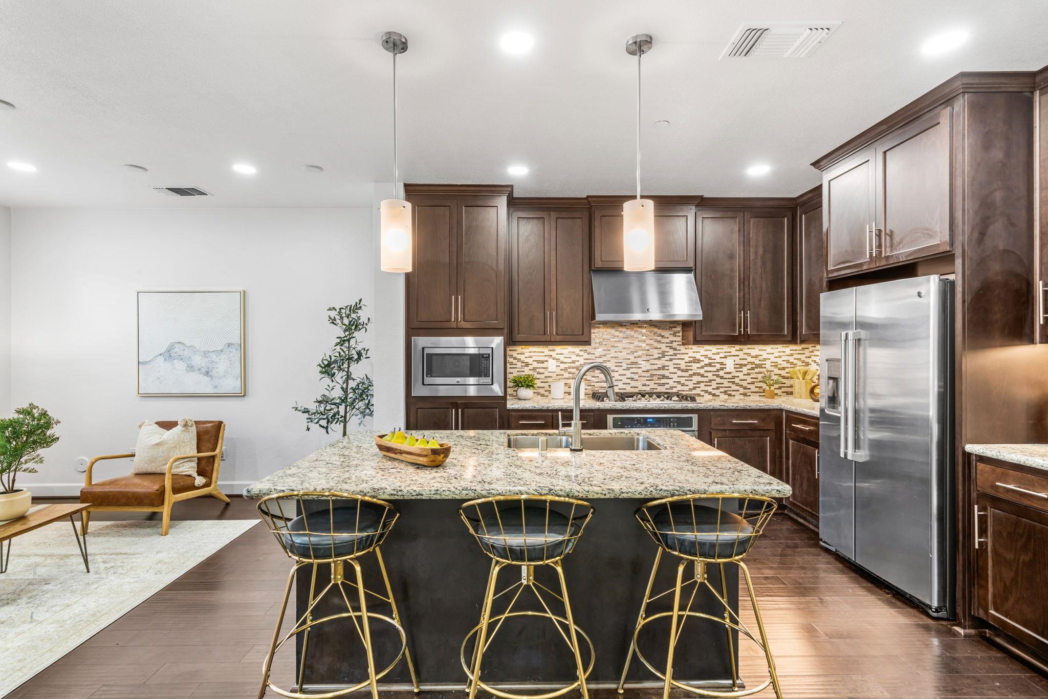 253 Fennel Way