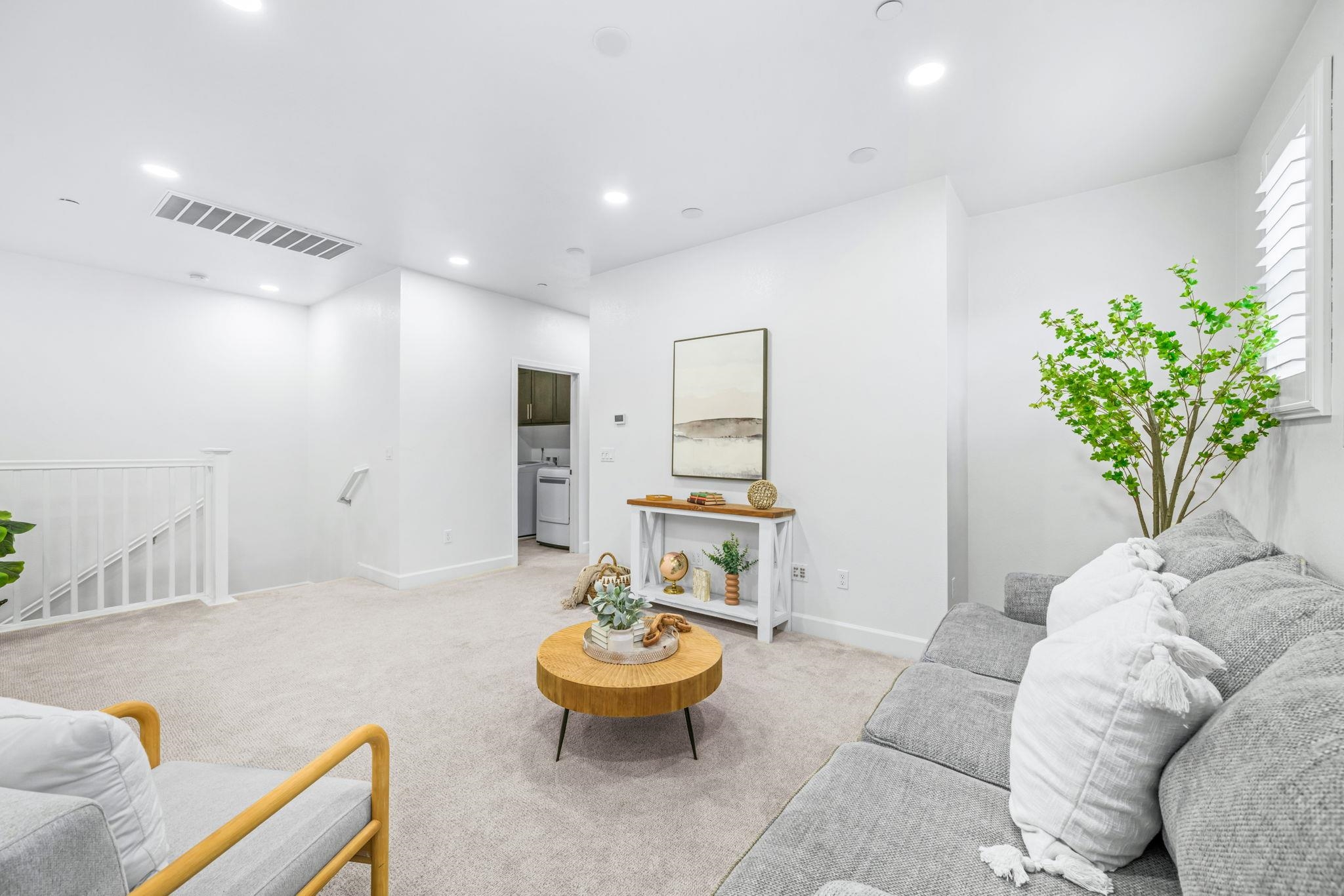 253 Fennel Way