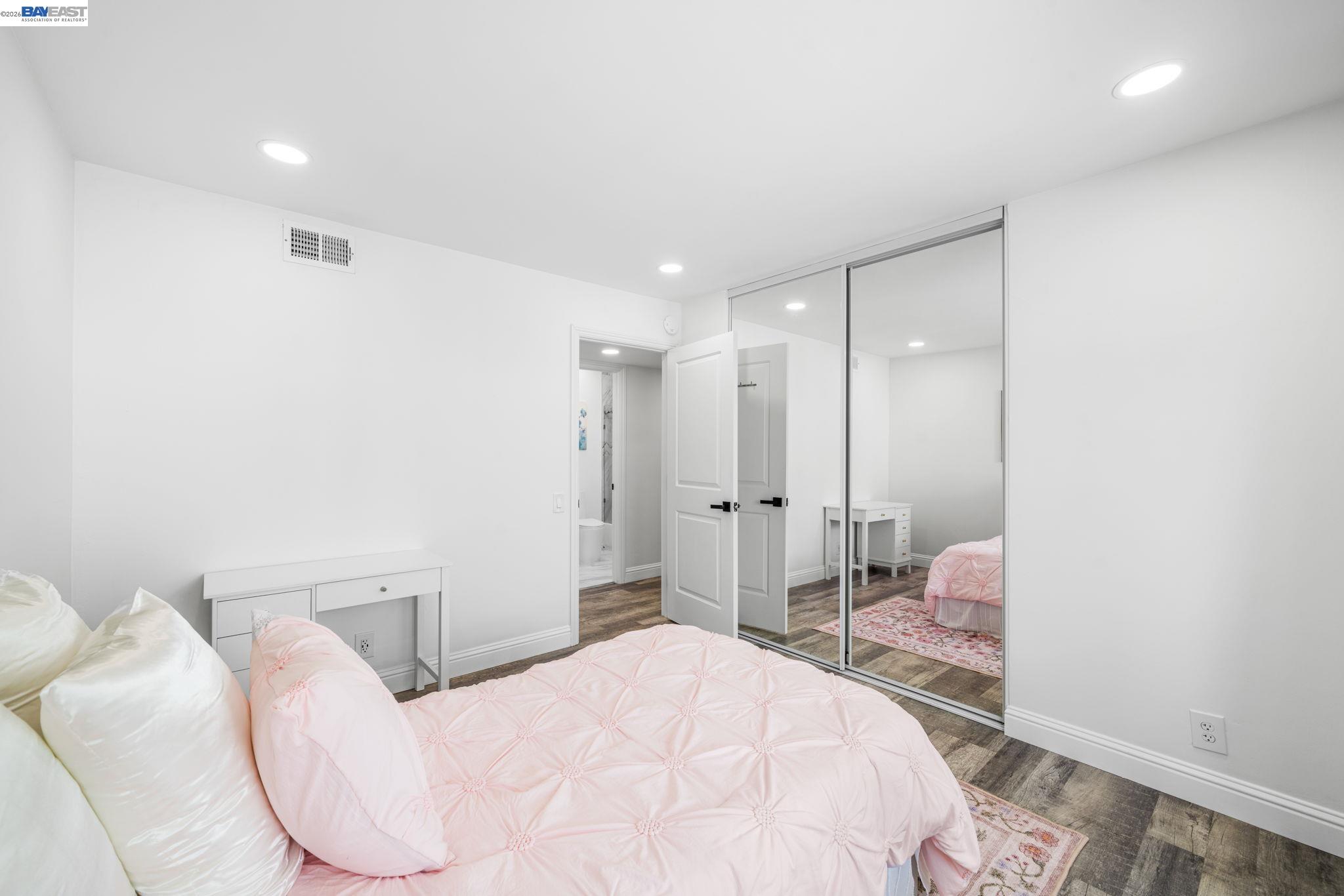 4019 Rennellwood Way