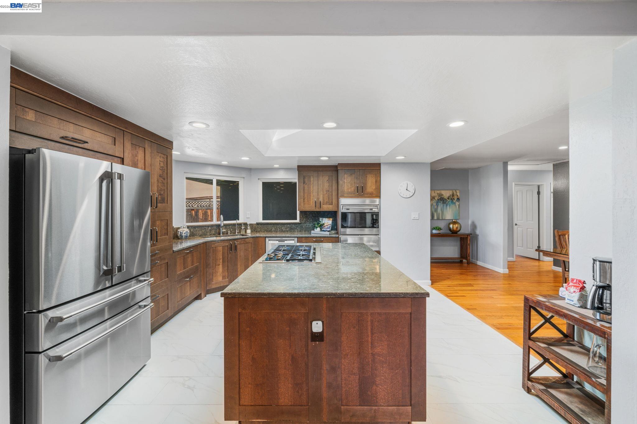 535 San Gabriel Ct