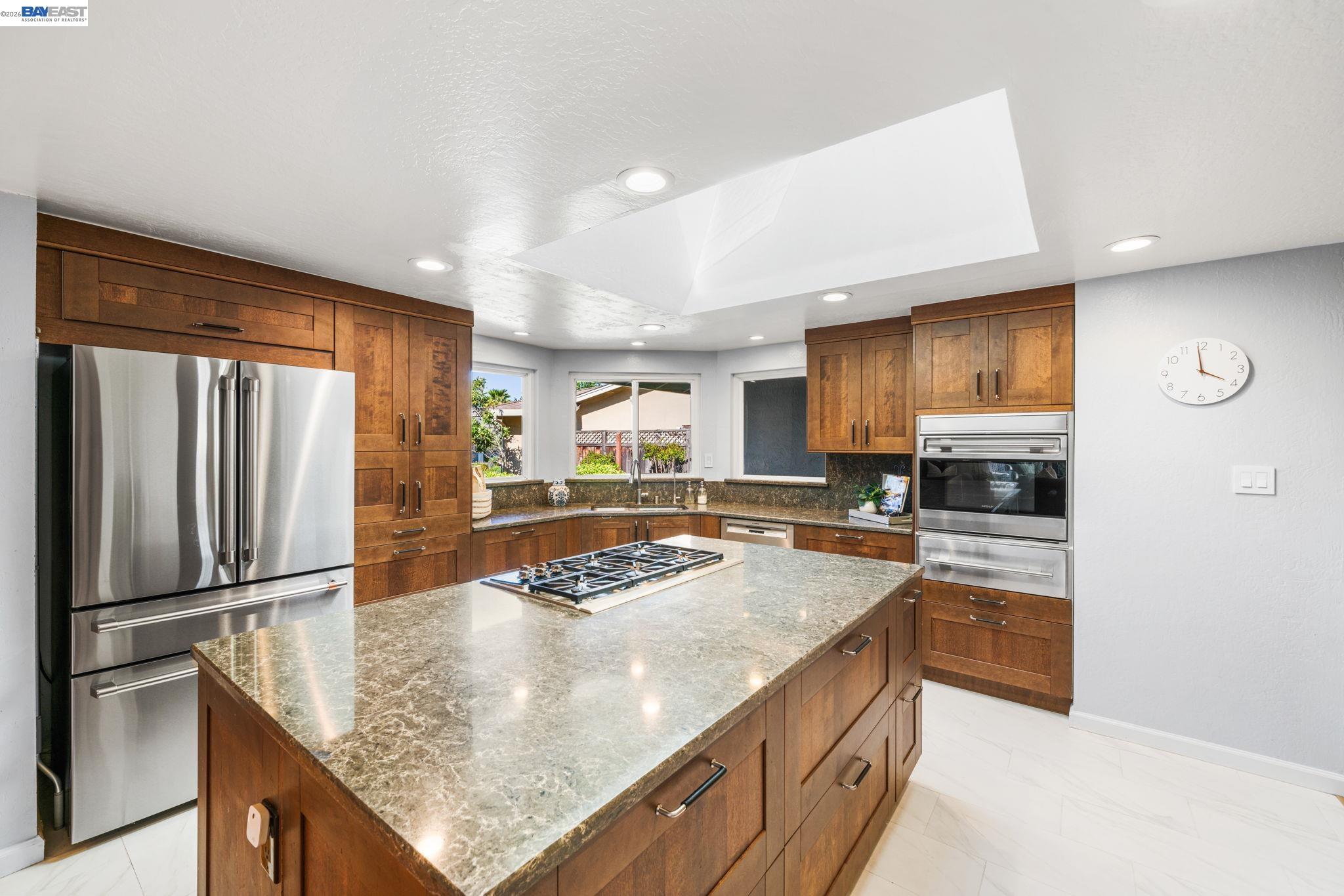 535 San Gabriel Ct