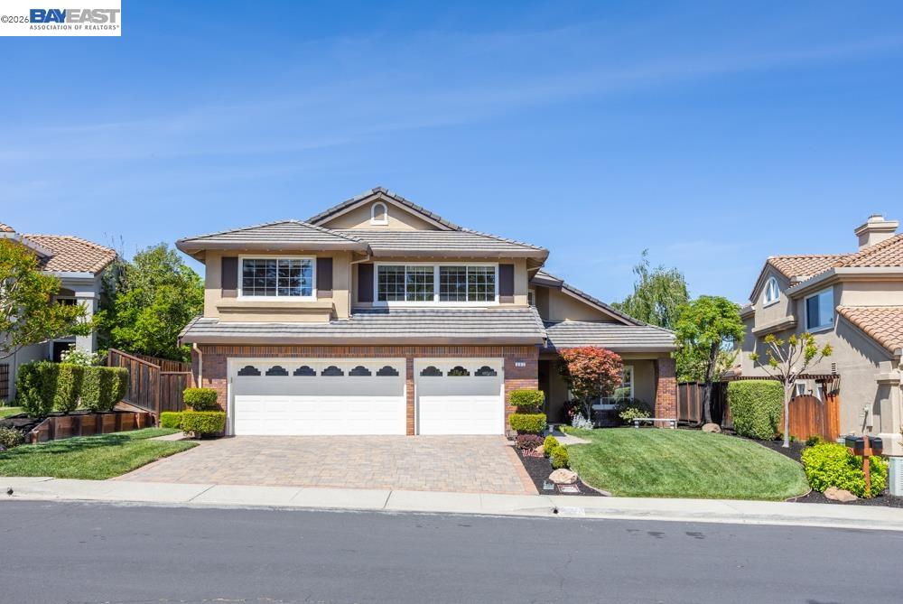 302 Sunset Dr