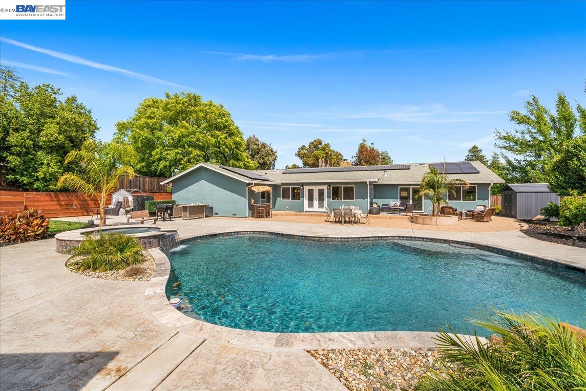 2599 Walker Pl