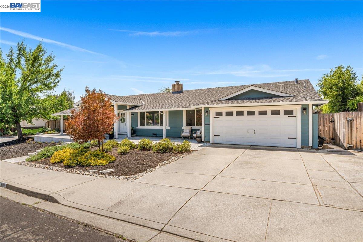 2599 Walker Pl