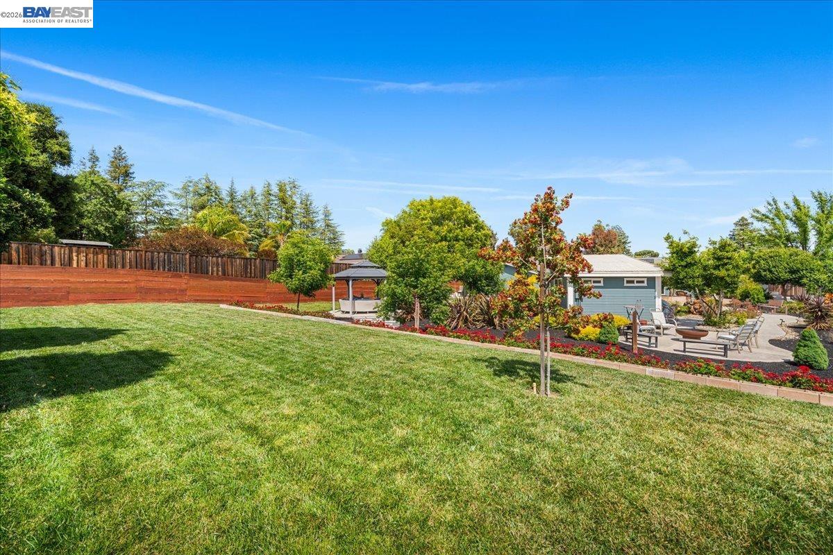 2599 Walker Pl