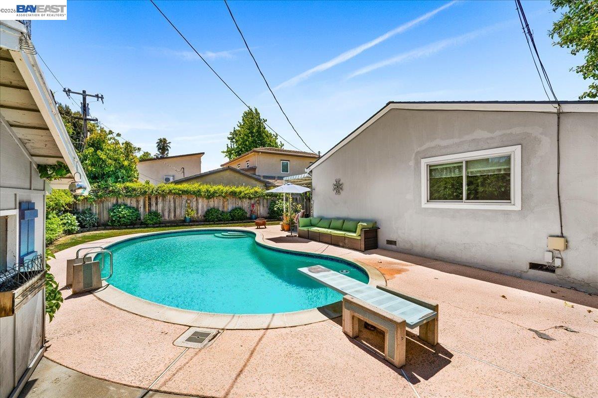 4252 Argonaut Ct