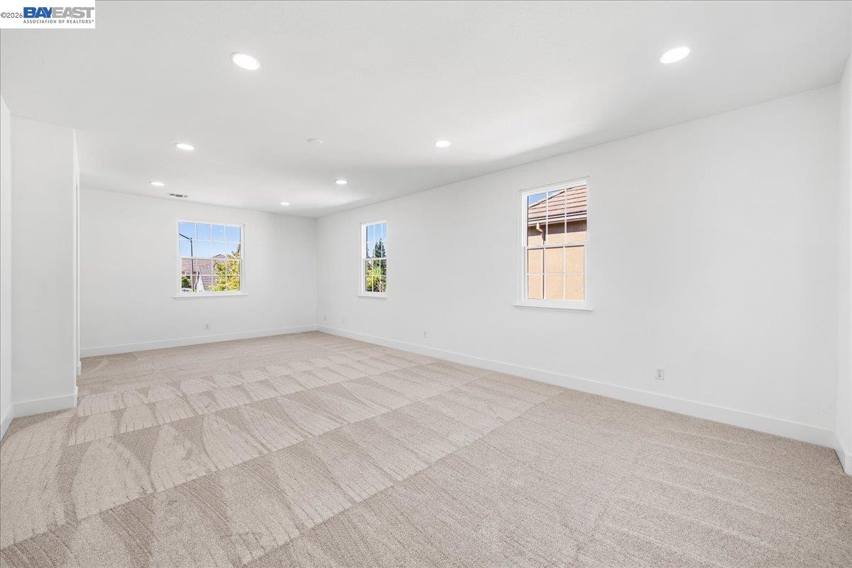 1461 Biarritz St
