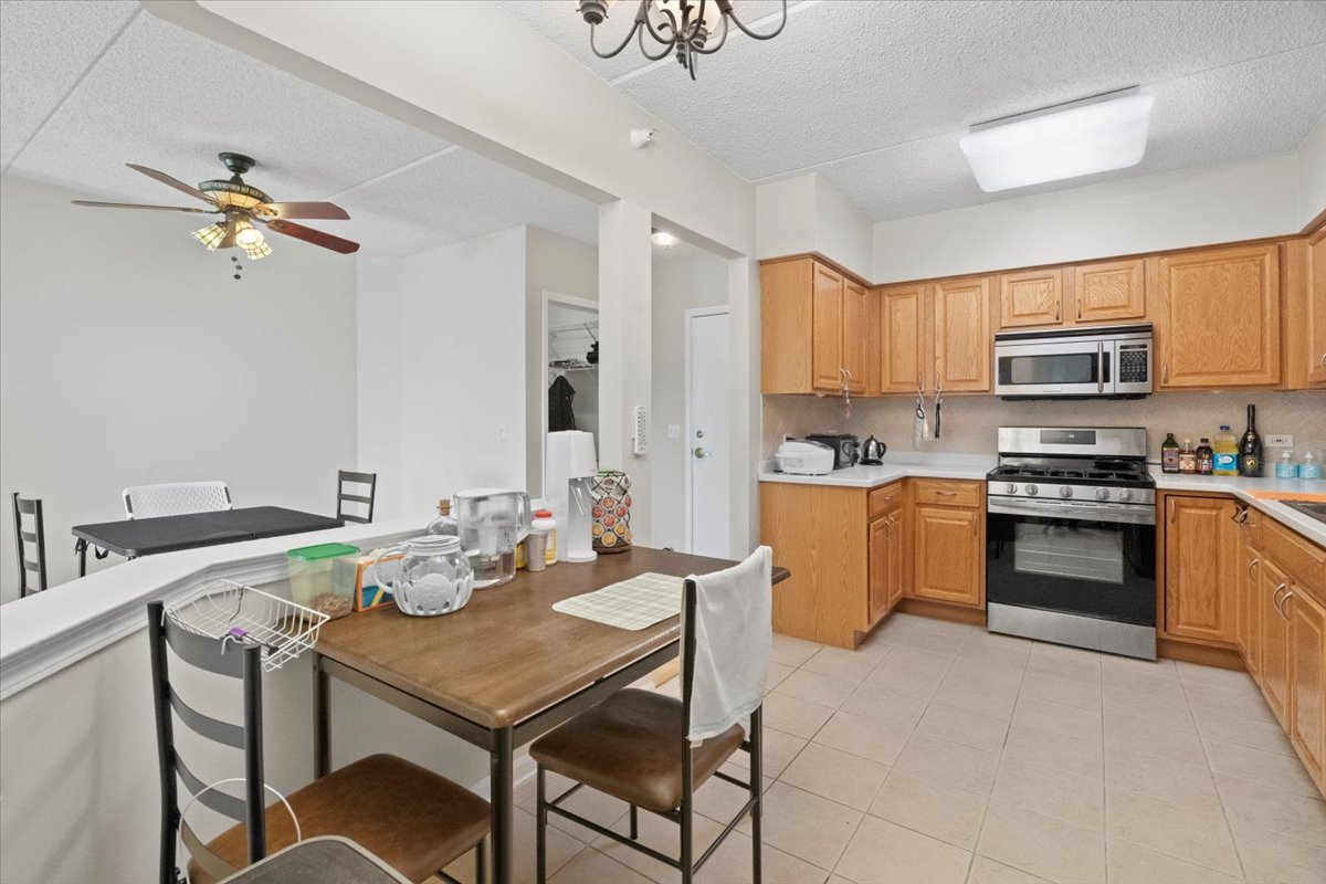 5 W Central Road Unit: 307