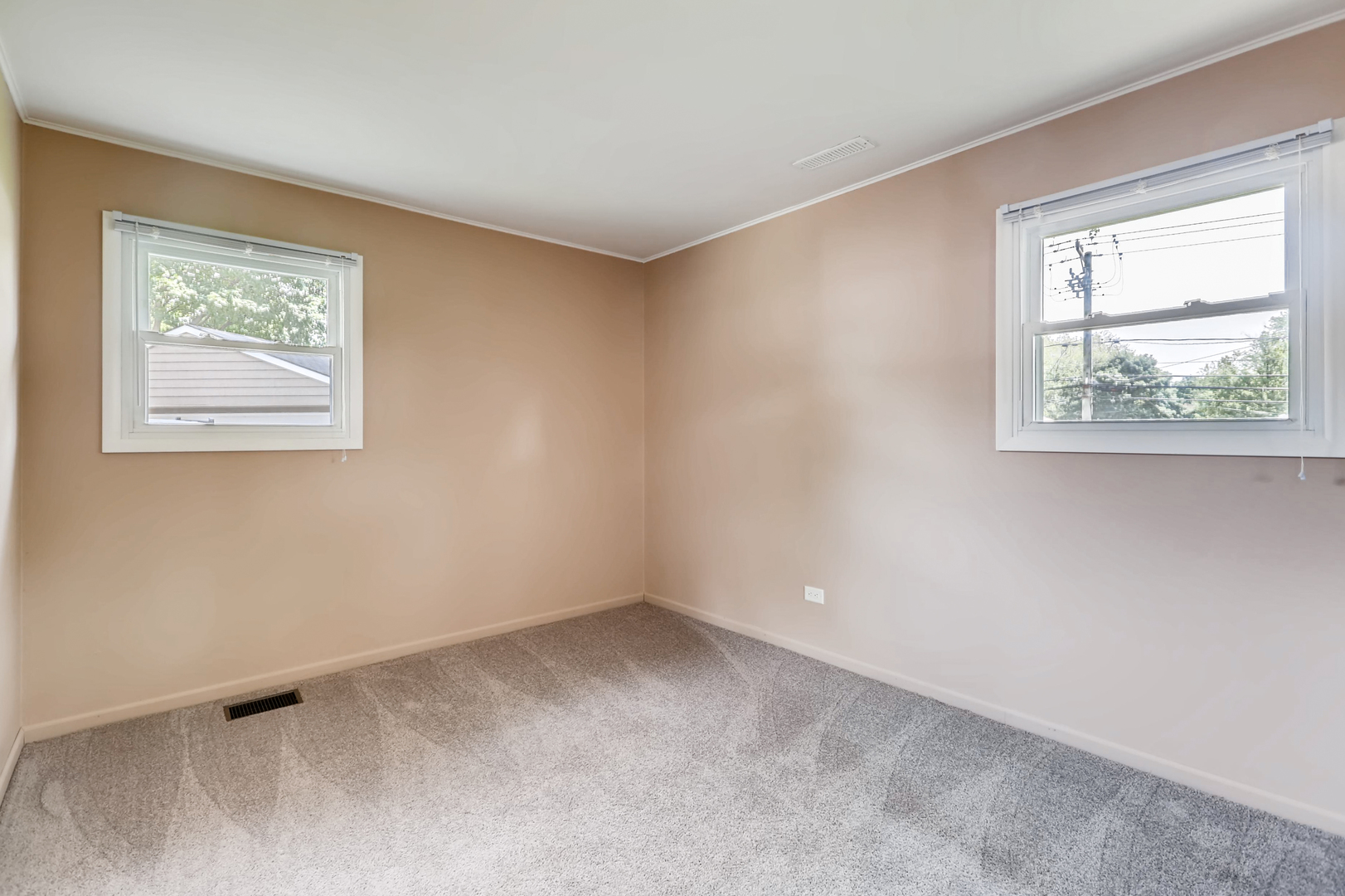 3104 Dove Court