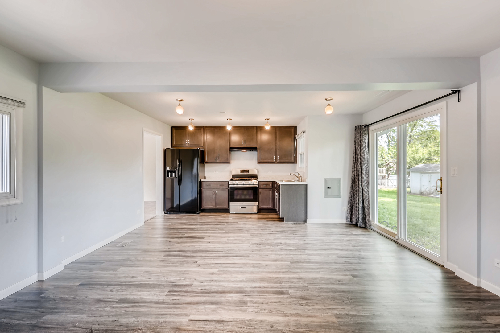 3104 Dove Court