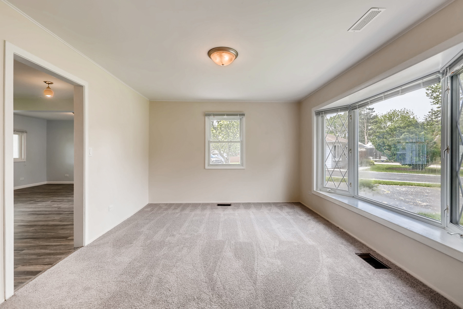 3104 Dove Court