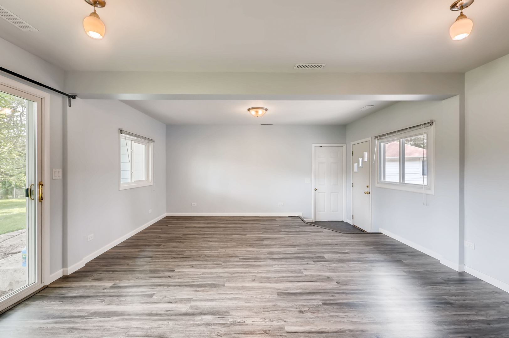 3104 Dove Court