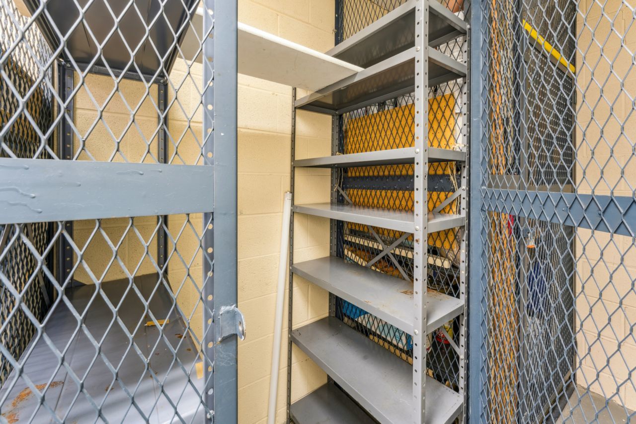 101 Old Oak Drive Unit: 216