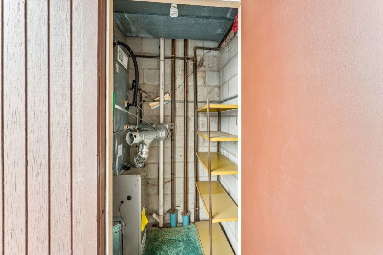 101 Old Oak Drive Unit: 216