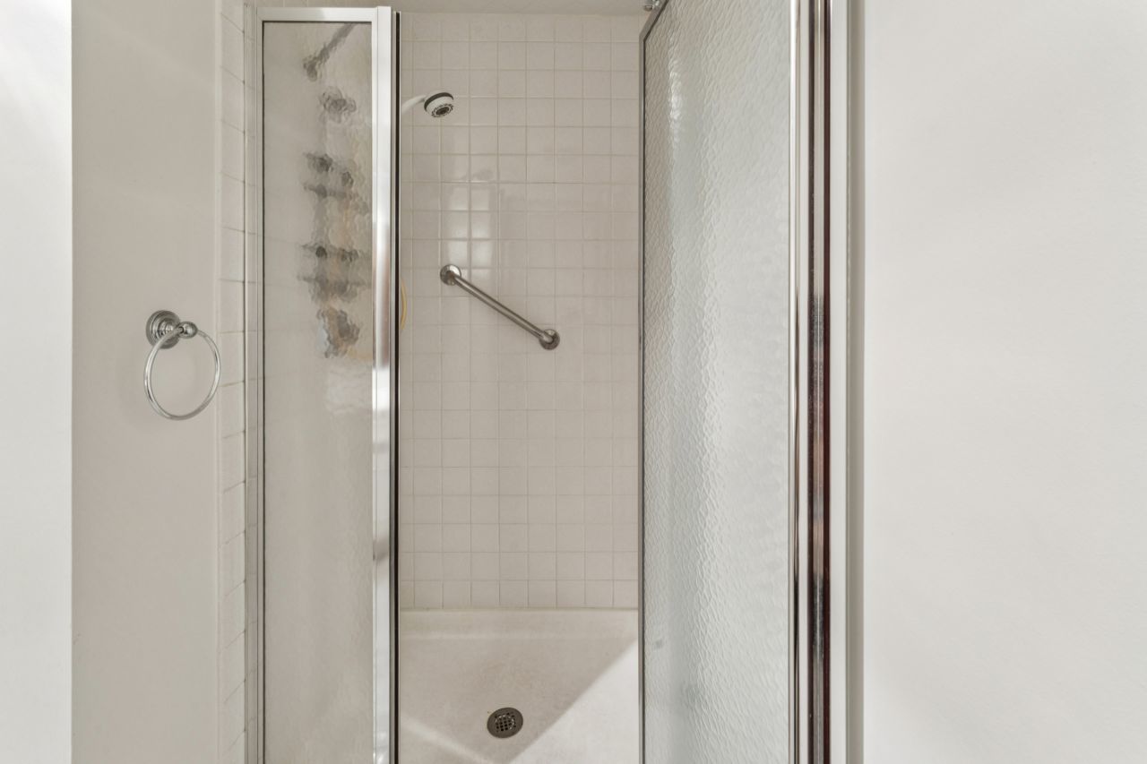 101 Old Oak Drive Unit: 216