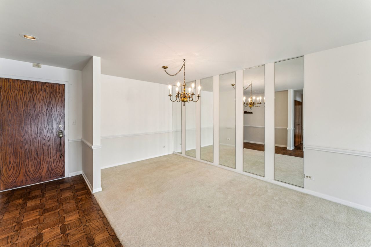 101 Old Oak Drive Unit: 216