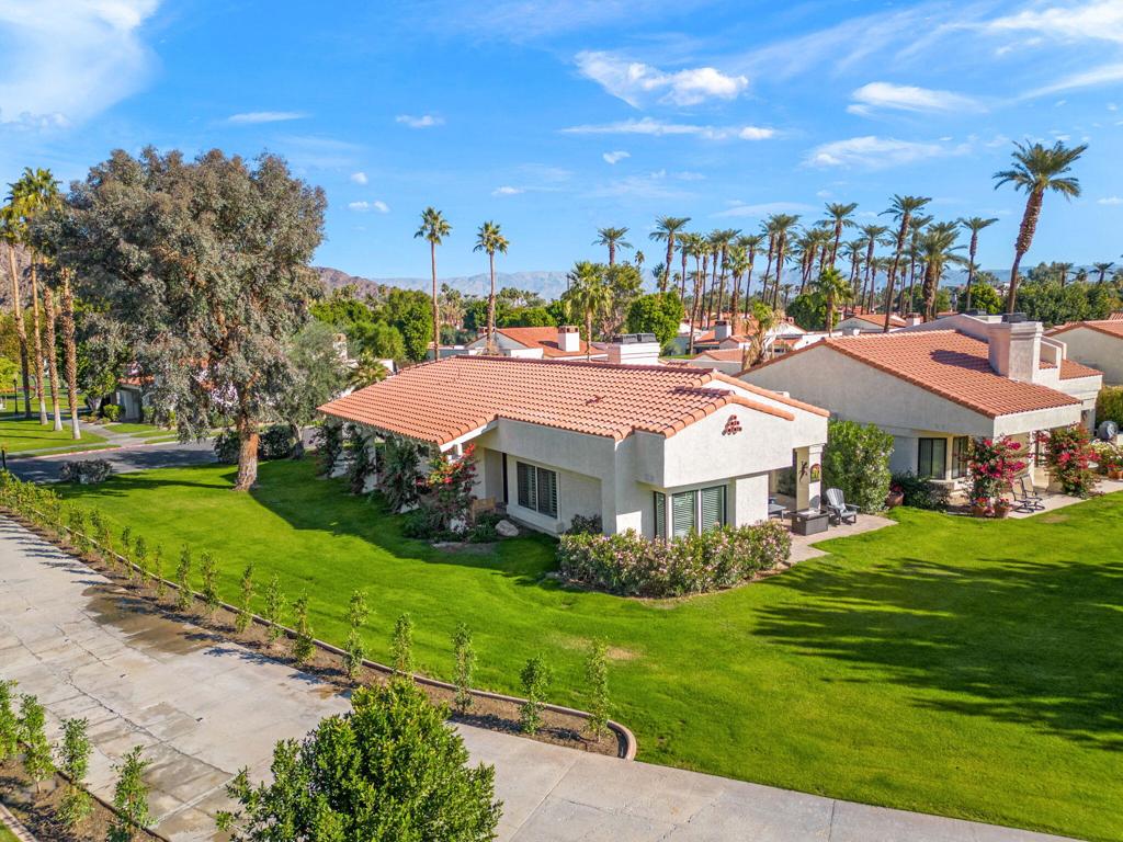 77551 Los Arboles Drive