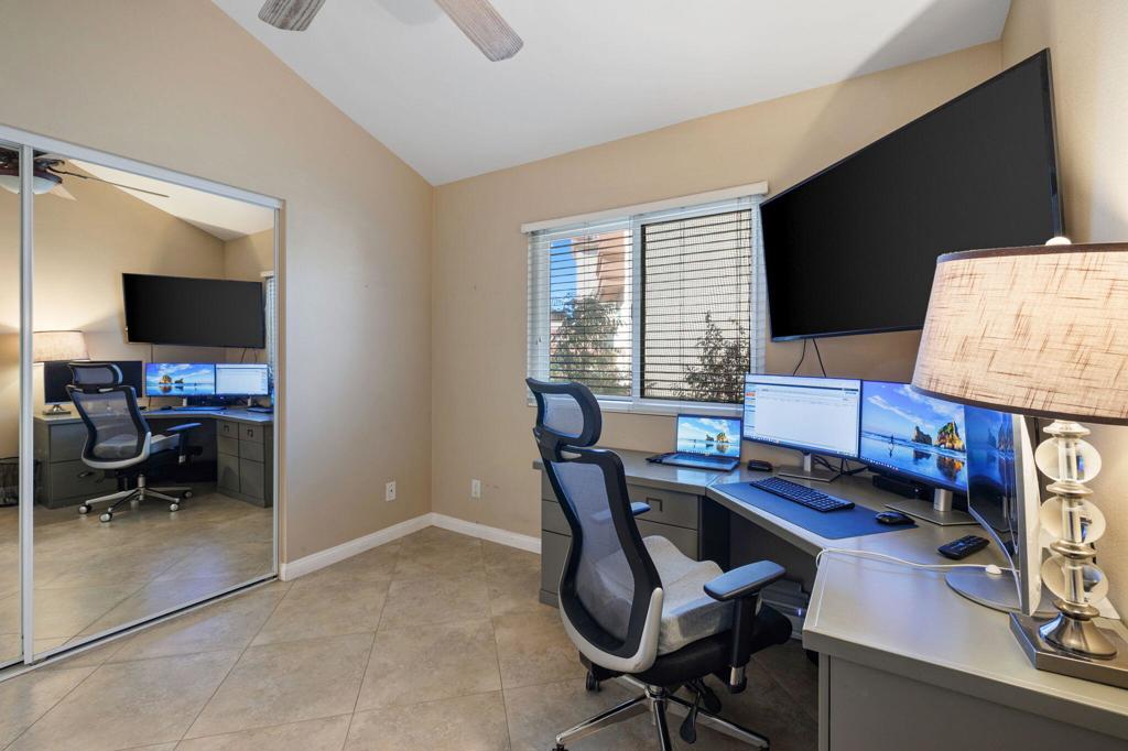 78317 Scarlet Court