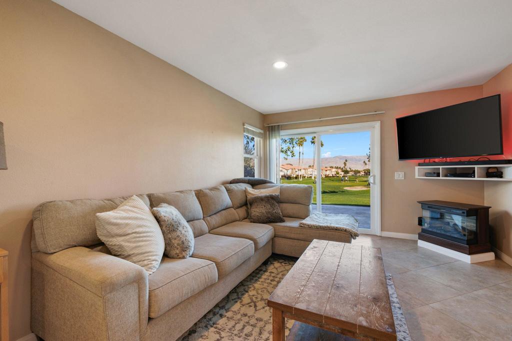 78317 Scarlet Court