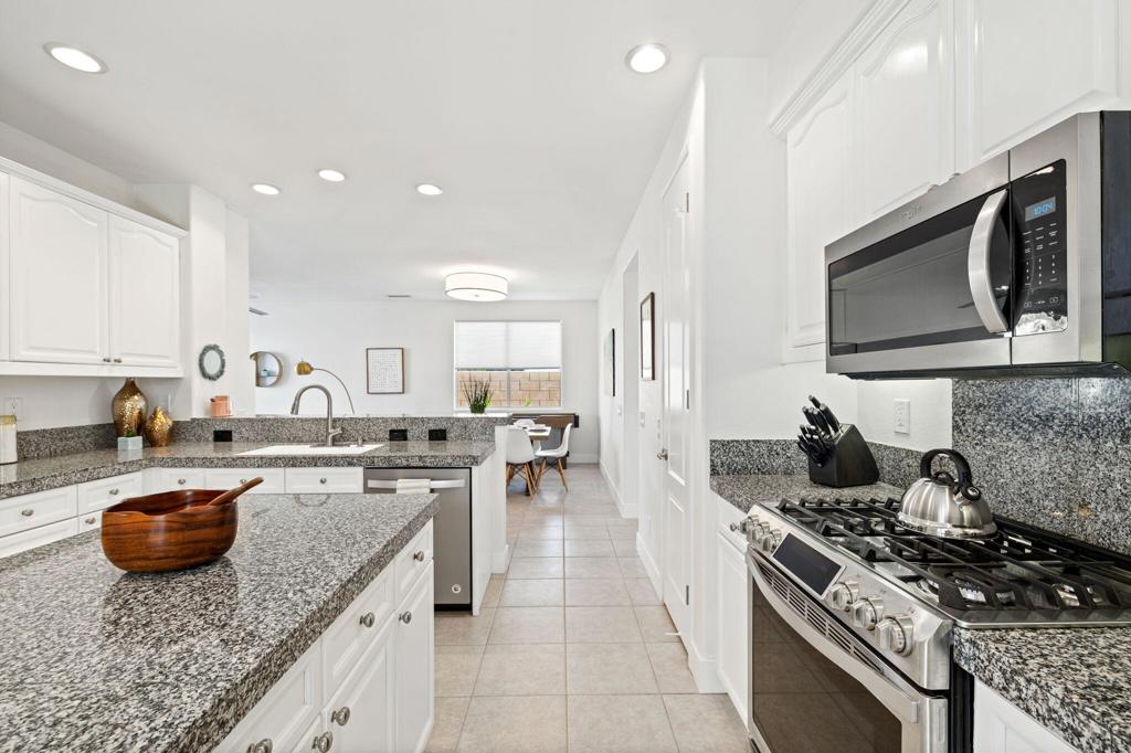 48584 Anastacia Court