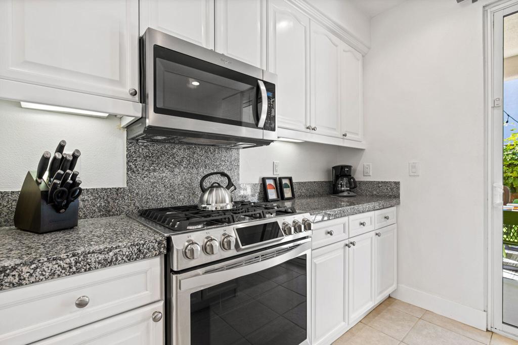48584 Anastacia Court