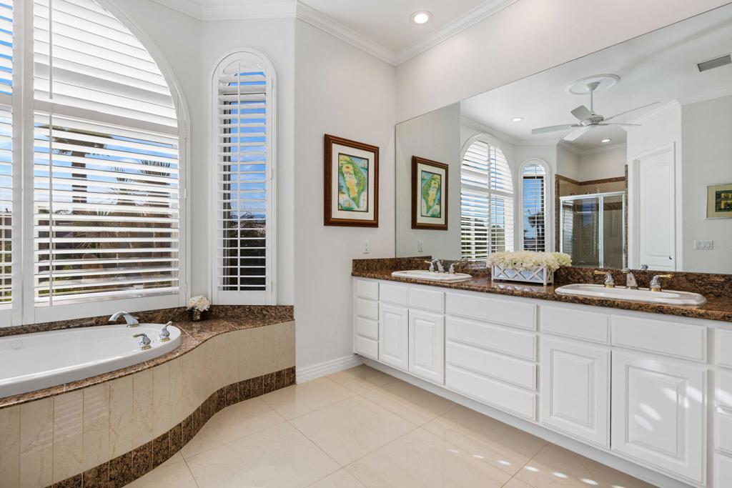 79570 Saint Margarets Bay