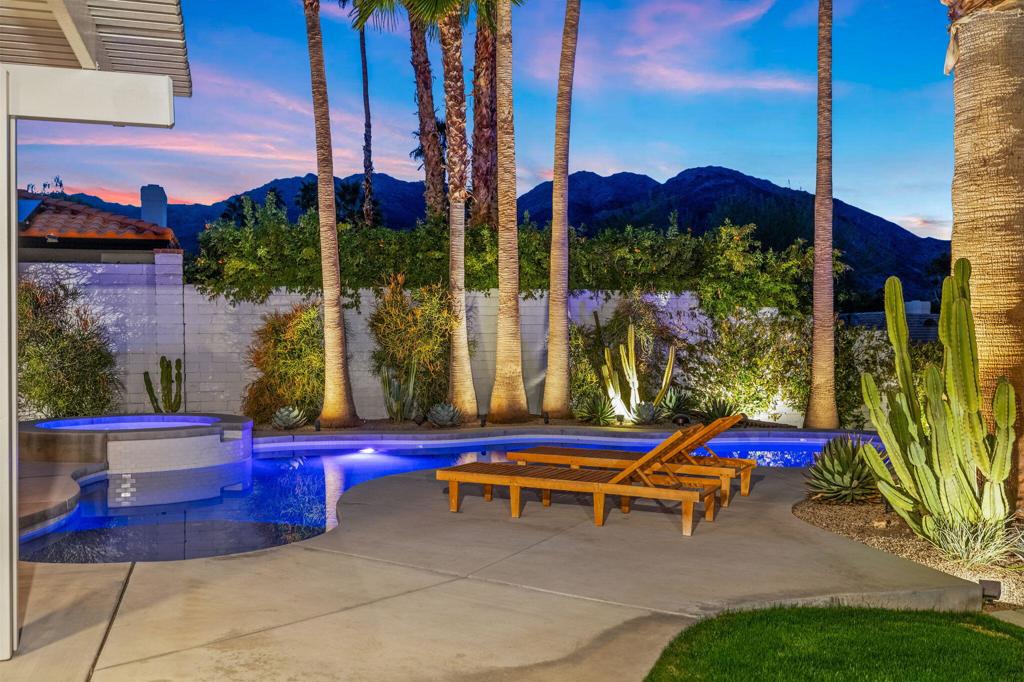 72890 Deer Grass Drive