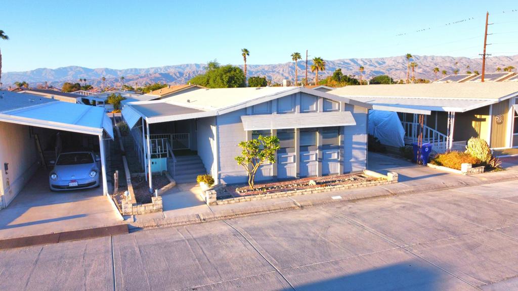 46618 Madison Street 105