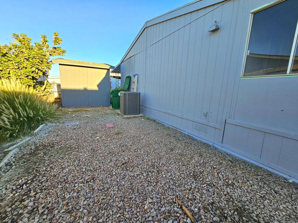 46618 Madison Street 105