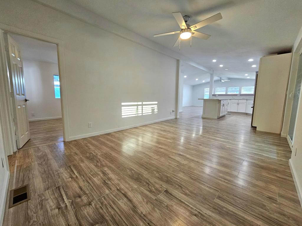46618 Madison Street 105