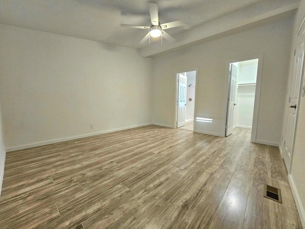 46618 Madison Street 105
