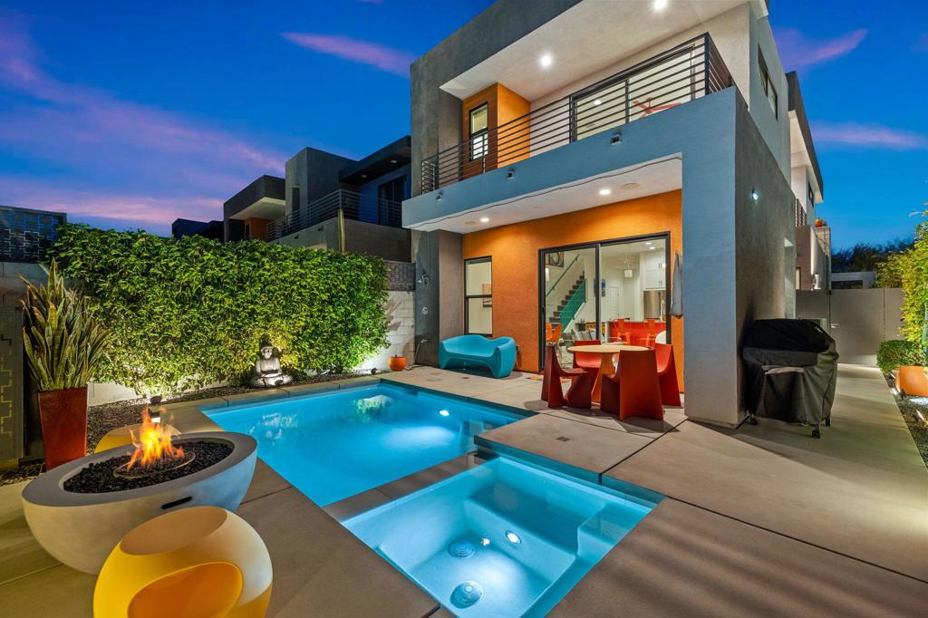 2691 Paragon Loop