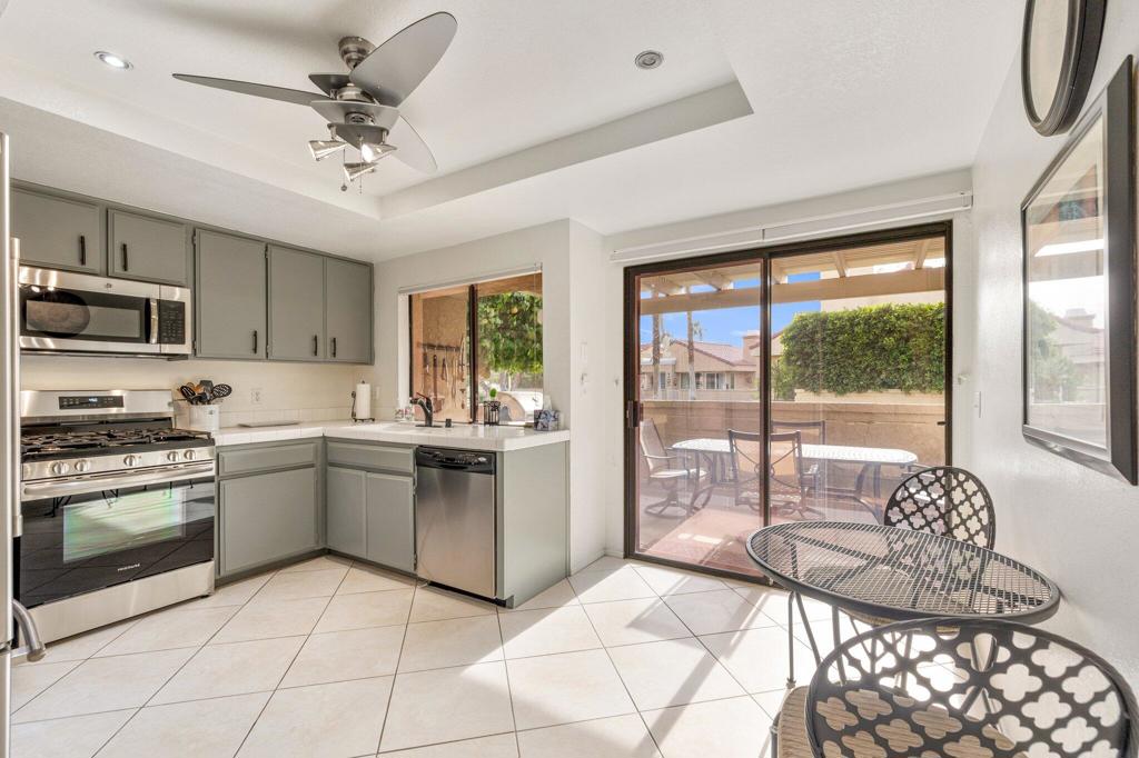 41575 Navarre Court