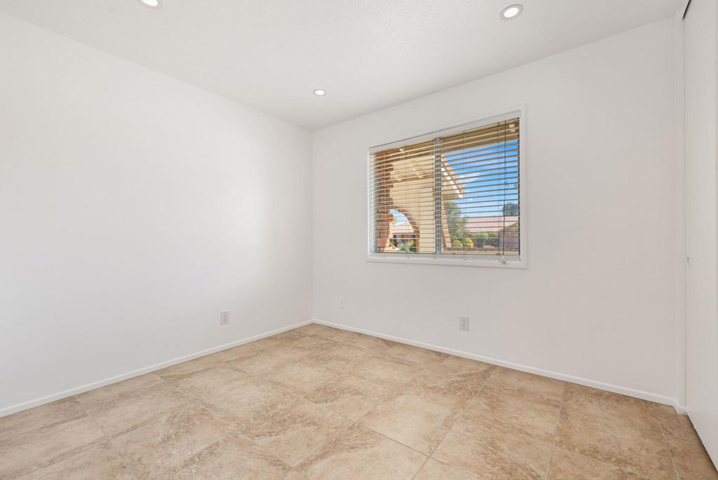 2050 Silver Oak Way