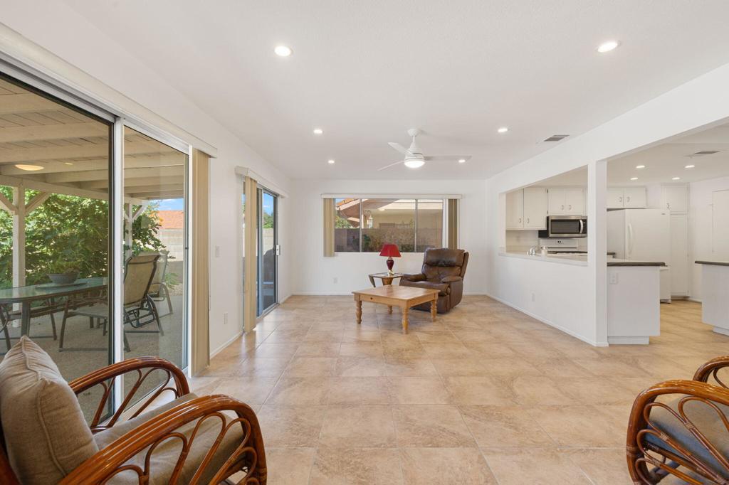 2050 Silver Oak Way