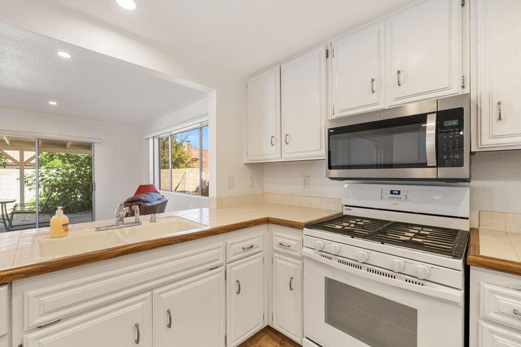 2050 Silver Oak Way