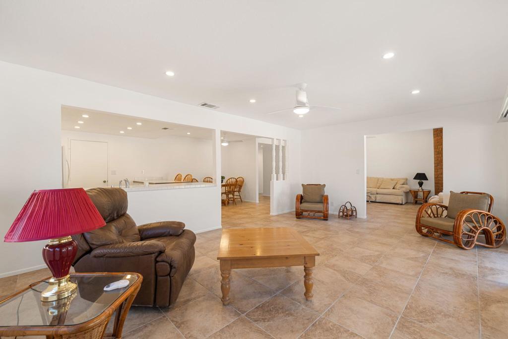 2050 Silver Oak Way