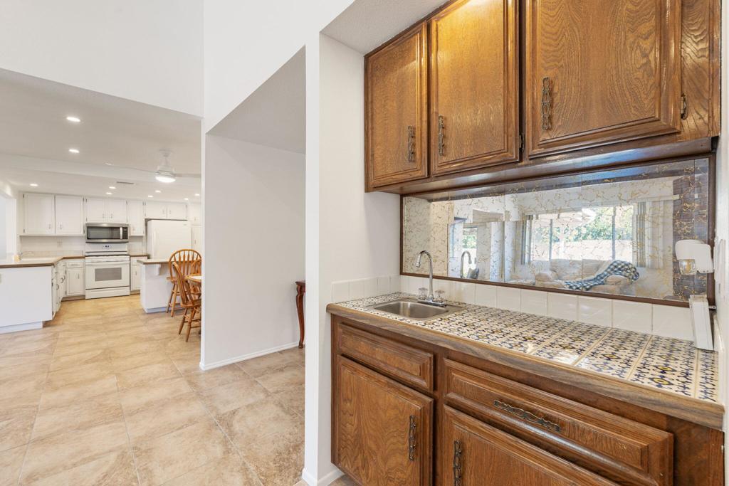 2050 Silver Oak Way