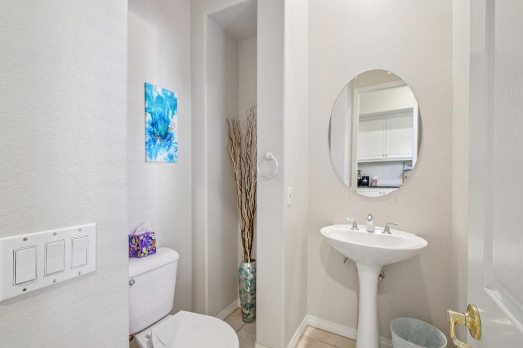 35104 Vista Del Aqua