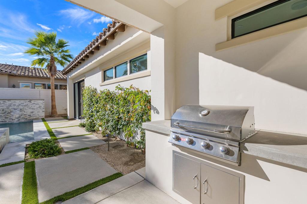 75213 Hancock Place