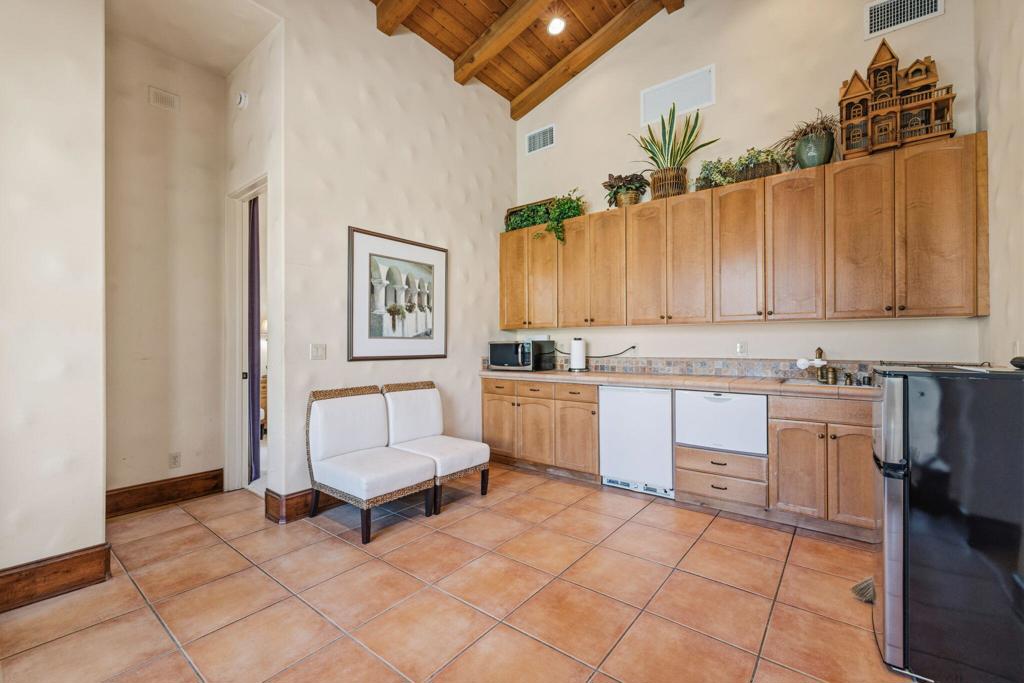 42430 Castle Harbor Court