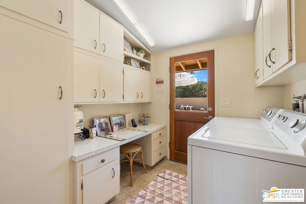 48065 Silver Spur Trail