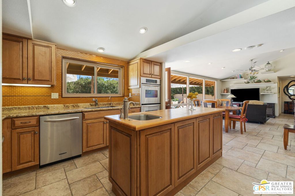 48065 Silver Spur Trail