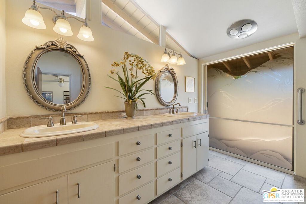 48065 Silver Spur Trail