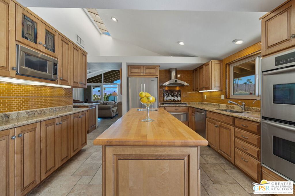 48065 Silver Spur Trail