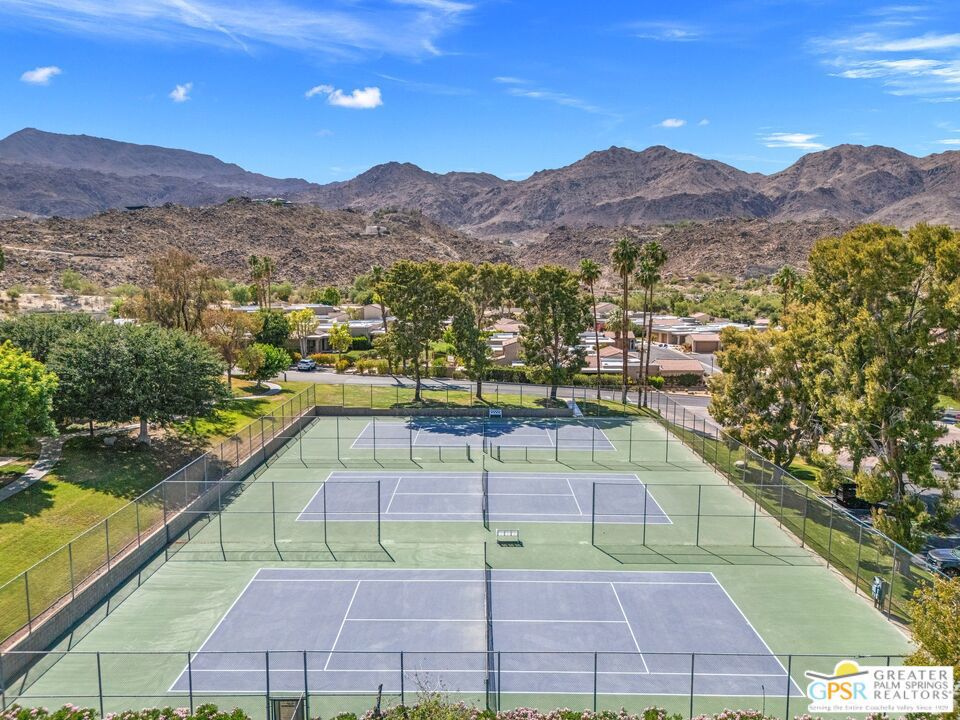 48756 Desert Flower Drive