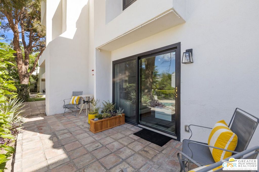 48756 Desert Flower Drive